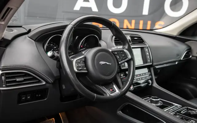 JAGUAR F-Pace 3.0 TDV6 AWD S
