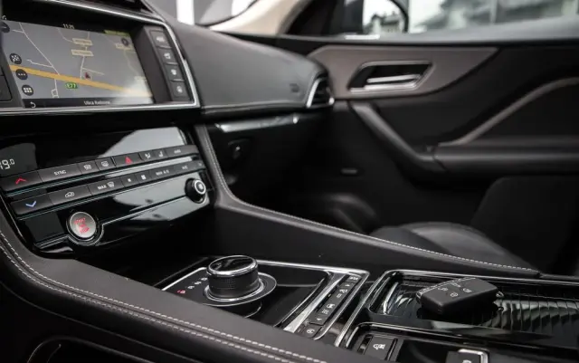 JAGUAR F-Pace 3.0 TDV6 AWD S