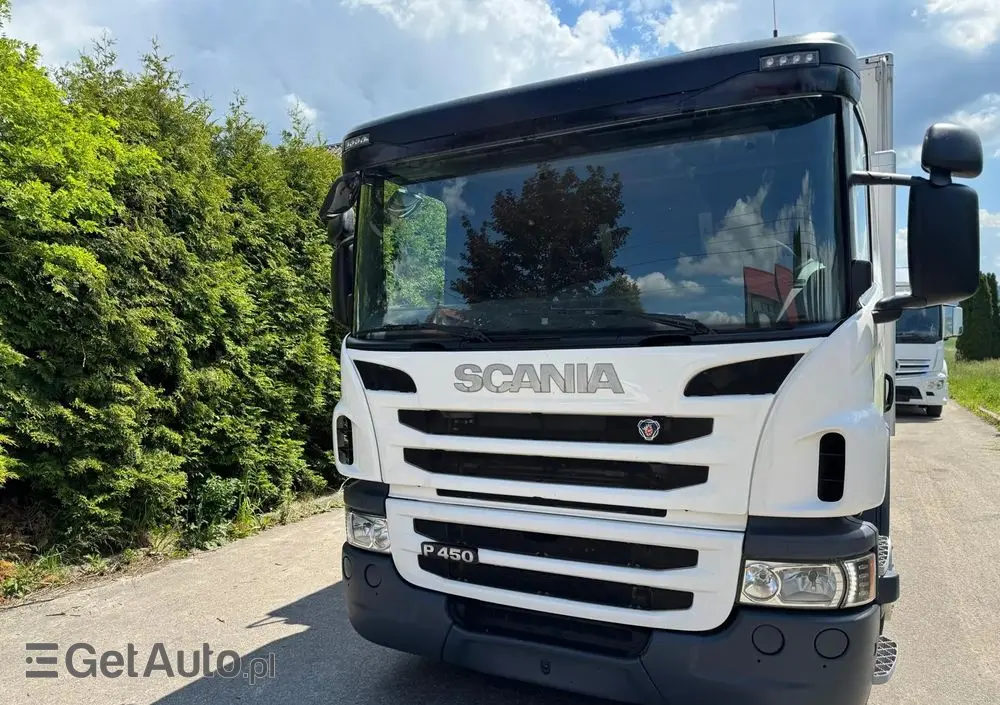 SCANIA Scania P 450 / CHŁODNIA + WINDA / 23 PALETY / EURO6 / OŚ SKRĘTNA / CARRIER/ ASO 