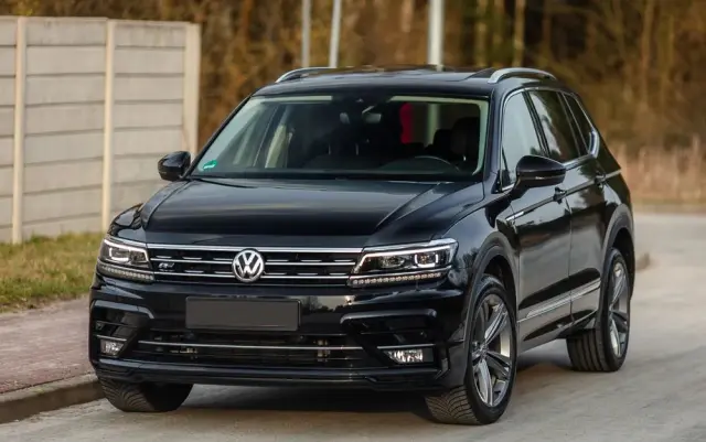 VOLKSWAGEN Tiguan Allspace 