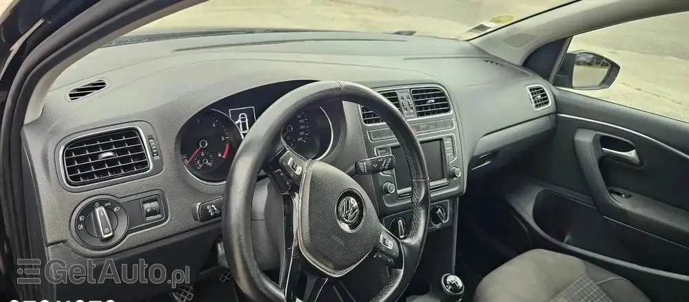 VOLKSWAGEN Polo 1.4 TDI (Blue Motion Technology) Comfortline