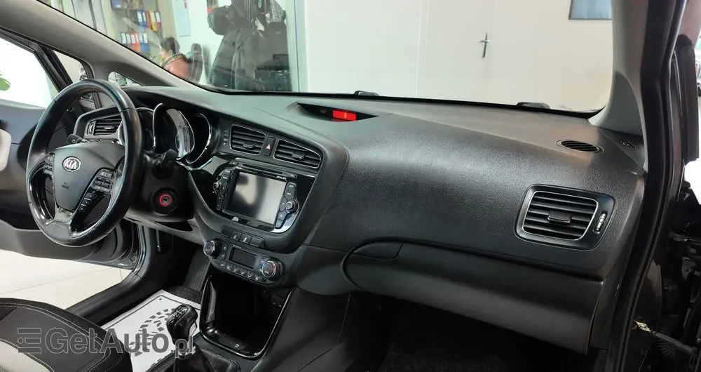 KIA Ceed 1.6 CRDi L