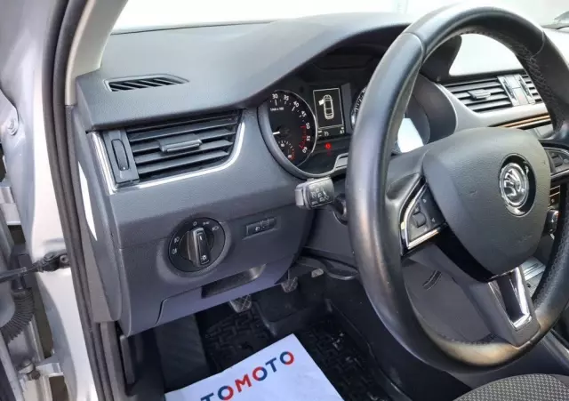 SKODA Octavia 1.6 TDI Ambition