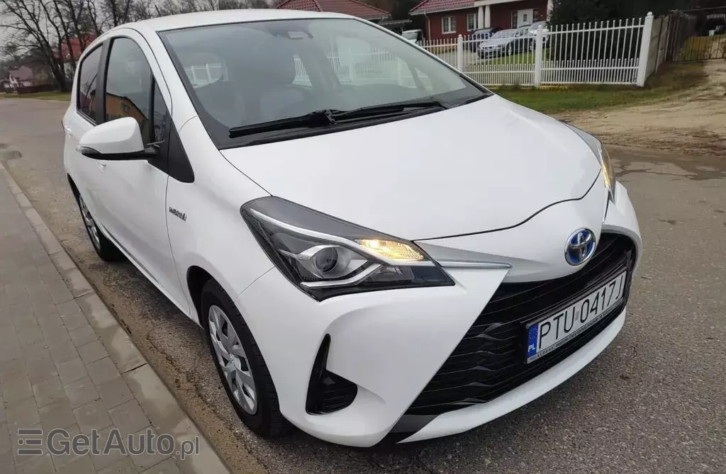TOYOTA Yaris 