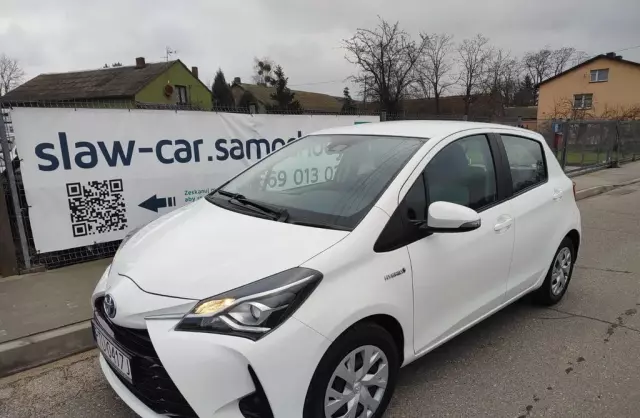 TOYOTA Yaris 