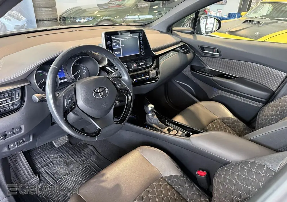 TOYOTA C-HR 2.0 Hybrid Executive