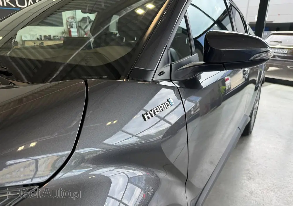 TOYOTA C-HR 2.0 Hybrid Executive