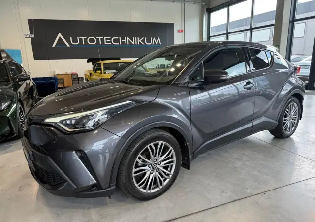 TOYOTA C-HR 2.0 Hybrid Executive
