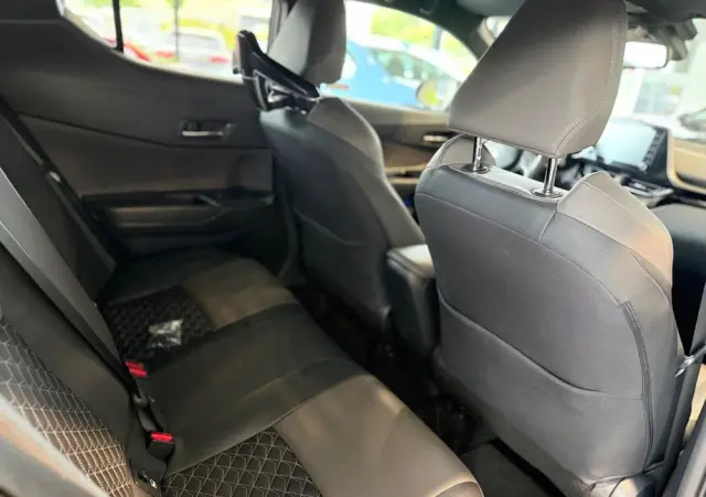 TOYOTA C-HR 2.0 Hybrid Executive