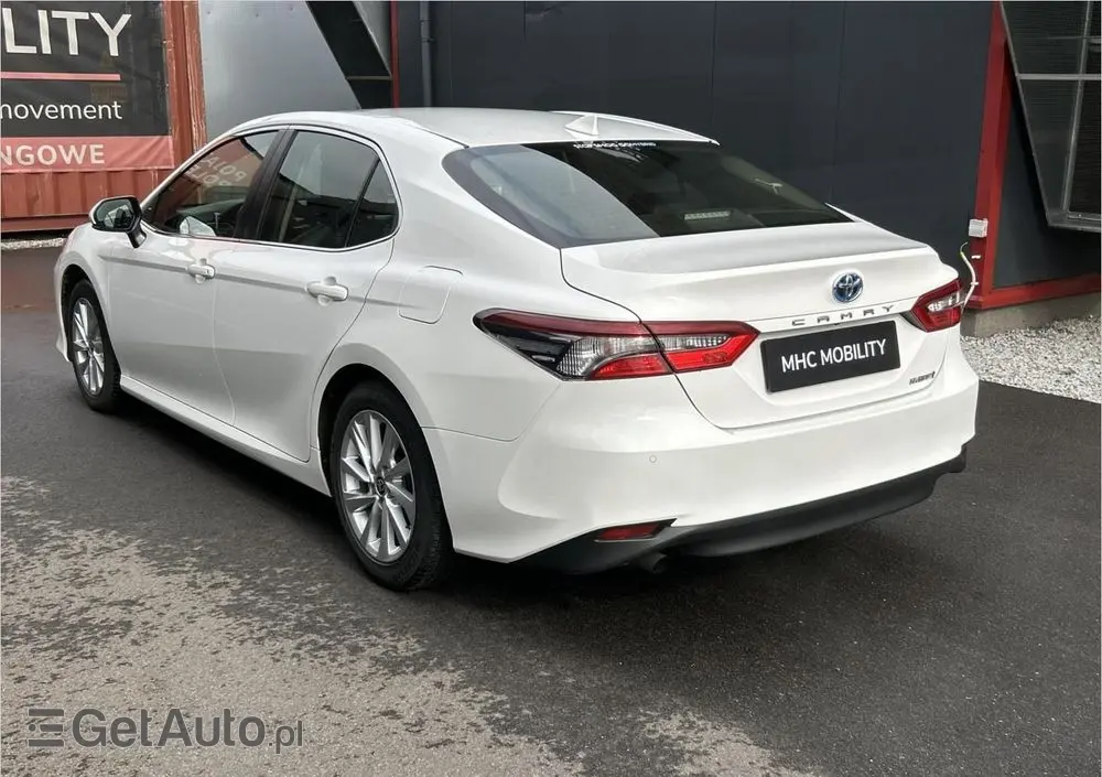 TOYOTA Camry 2.5 Hybrid Comfort CVT