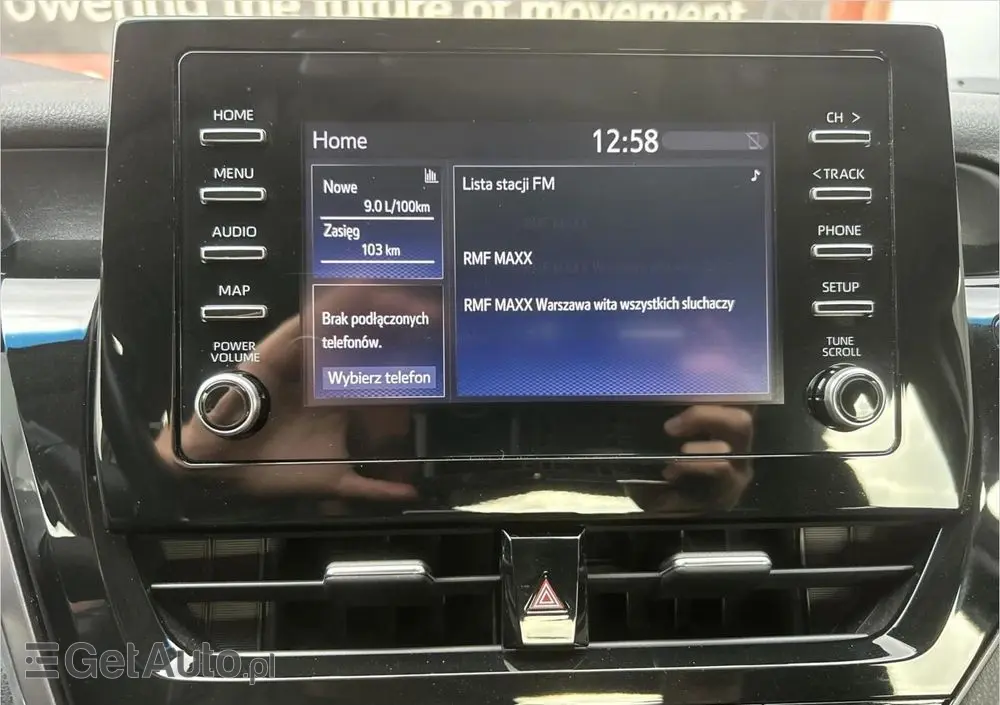 TOYOTA Camry 2.5 Hybrid Comfort CVT