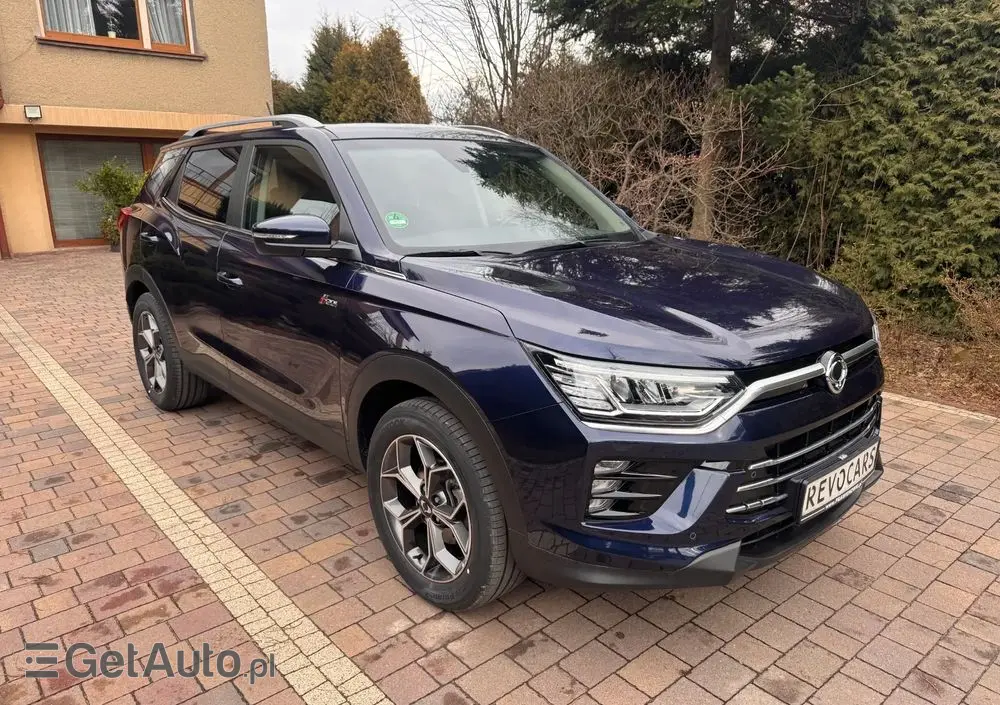 SSANGYONG/KGM Korando 1.5 T-GDI 2WD Automatik Sapphire