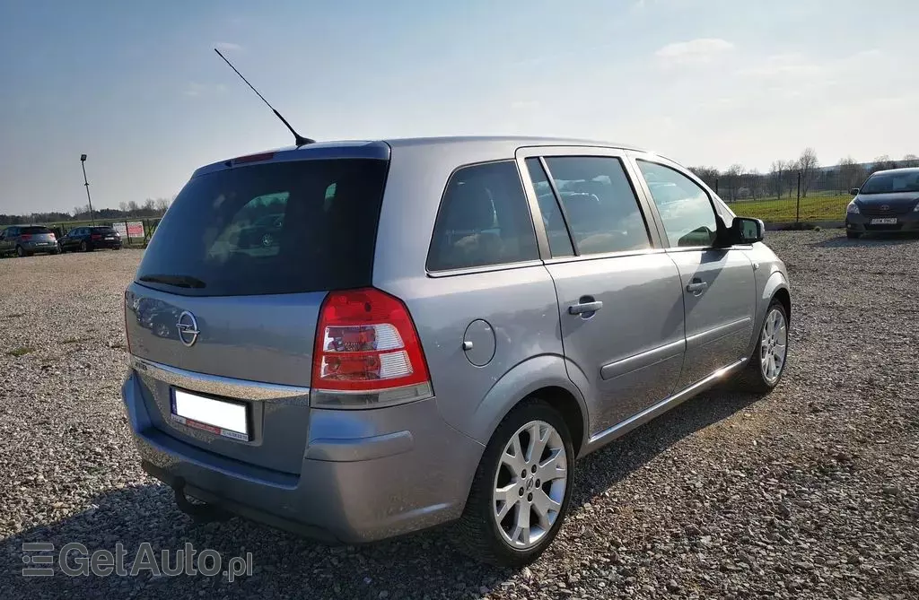 OPEL Zafira 