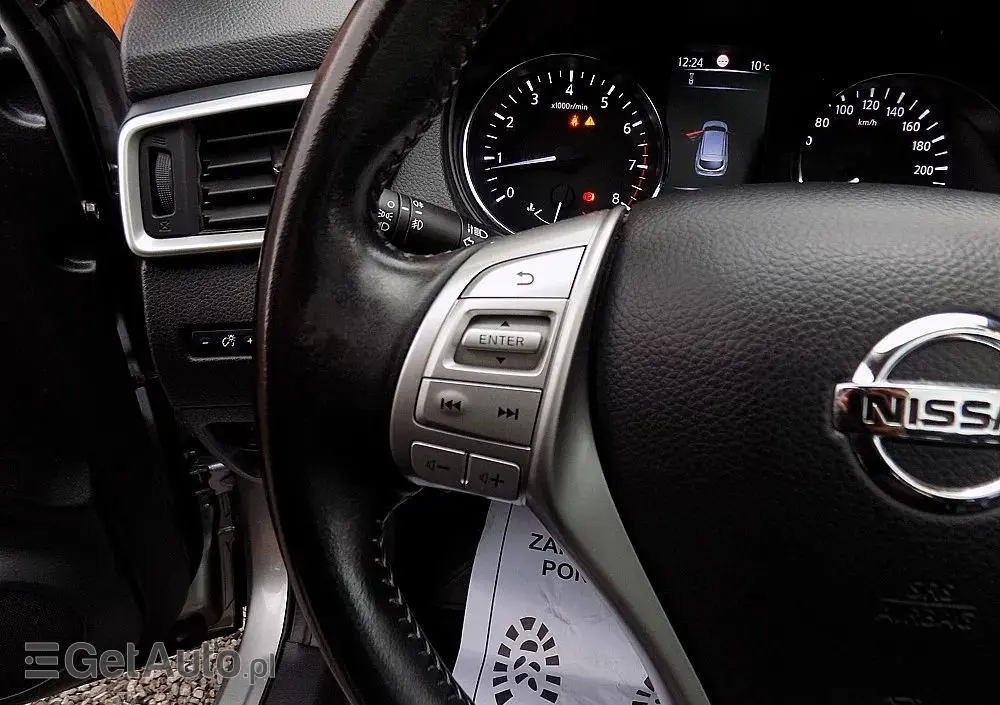 NISSAN Qashqai 1.2 DIG-T N-Connecta