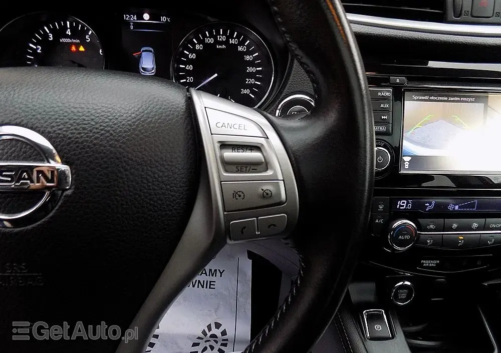 NISSAN Qashqai 1.2 DIG-T N-Connecta