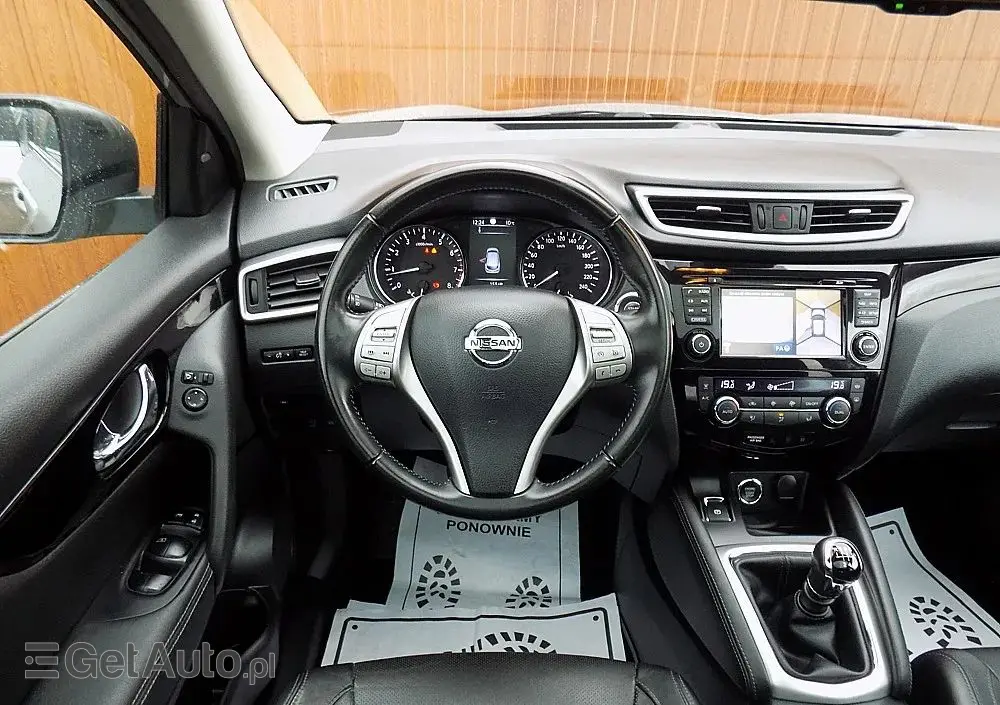 NISSAN Qashqai 1.2 DIG-T N-Connecta