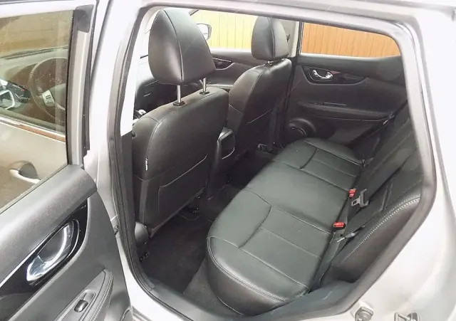 NISSAN Qashqai 1.2 DIG-T N-Connecta