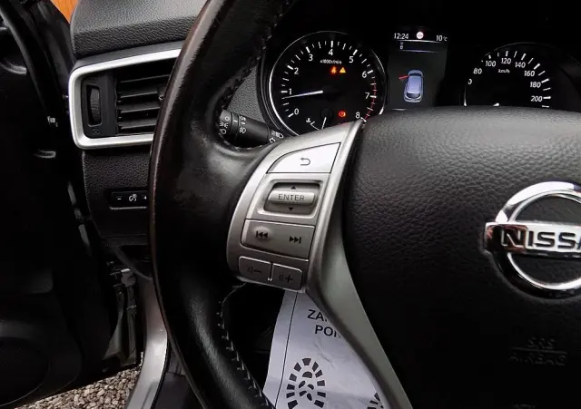 NISSAN Qashqai 1.2 DIG-T N-Connecta