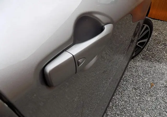 NISSAN Qashqai 1.2 DIG-T N-Connecta