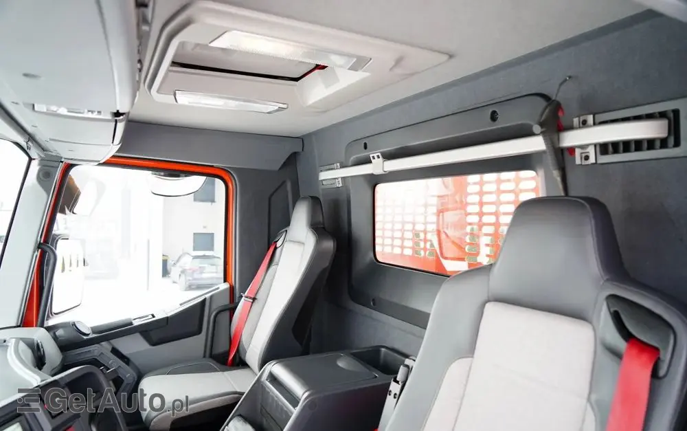 RENAULT C 430 / 6x4 / SKRZYNIOWY 6,2 M + HDS HIAB X-DUO 188 / WYSÓW 15 M / STEROWANIE RADIOWE / WIDŁY / ROTATOR 