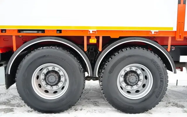 RENAULT C 430 / 6x4 / SKRZYNIOWY 6,2 M + HDS HIAB X-DUO 188 / WYSÓW 15 M / STEROWANIE RADIOWE / WIDŁY / ROTATOR 