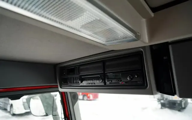 RENAULT C 430 / 6x4 / SKRZYNIOWY 6,2 M + HDS HIAB X-DUO 188 / WYSÓW 15 M / STEROWANIE RADIOWE / WIDŁY / ROTATOR 