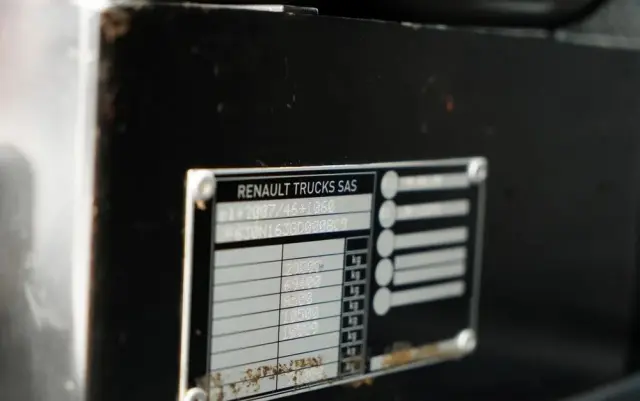 RENAULT C 430 / 6x4 / SKRZYNIOWY 6,2 M + HDS HIAB X-DUO 188 / WYSÓW 15 M / STEROWANIE RADIOWE / WIDŁY / ROTATOR 