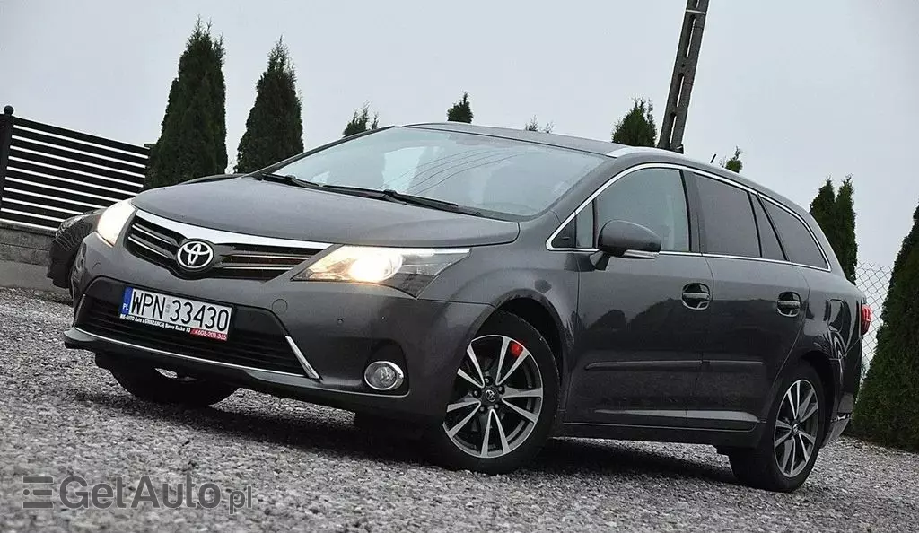 TOYOTA Avensis 2.0 D-4D (124 KM)