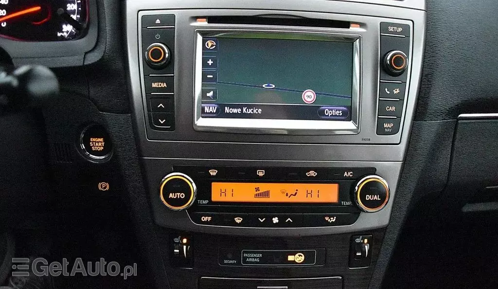 TOYOTA Avensis 2.0 D-4D (124 KM)