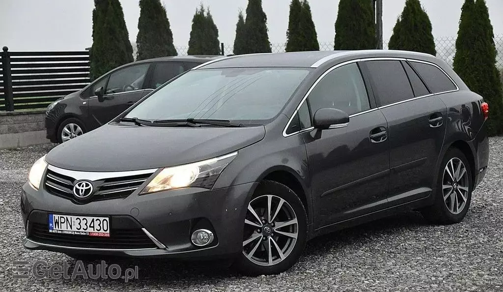 TOYOTA Avensis 2.0 D-4D (124 KM)