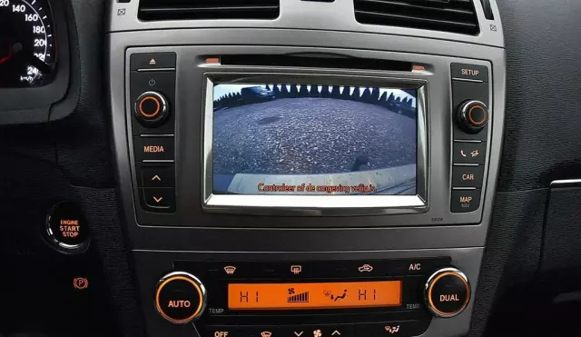 TOYOTA Avensis 2.0 D-4D (124 KM)