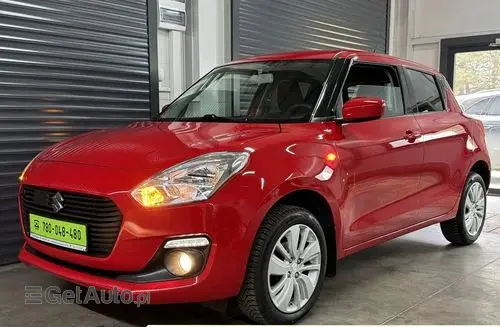SUZUKI Swift 