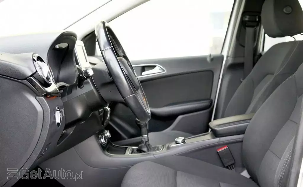 MERCEDES-BENZ Klasa B 