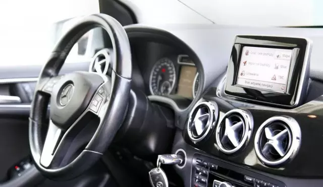 MERCEDES-BENZ Klasa B 