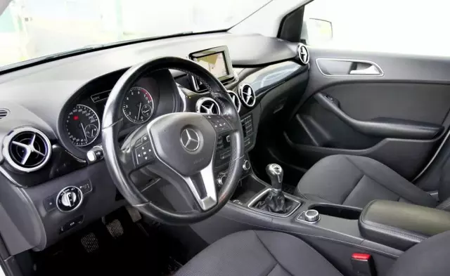 MERCEDES-BENZ Klasa B 