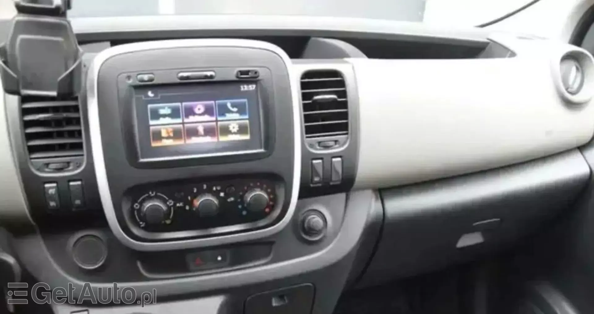 RENAULT Trafic 1.6 dCi (145 KM)