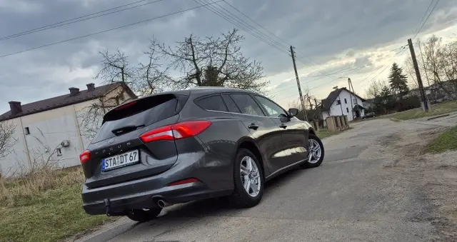 FORD Focus 1.5 EcoBlue STart-Stopp-System TITANIUM