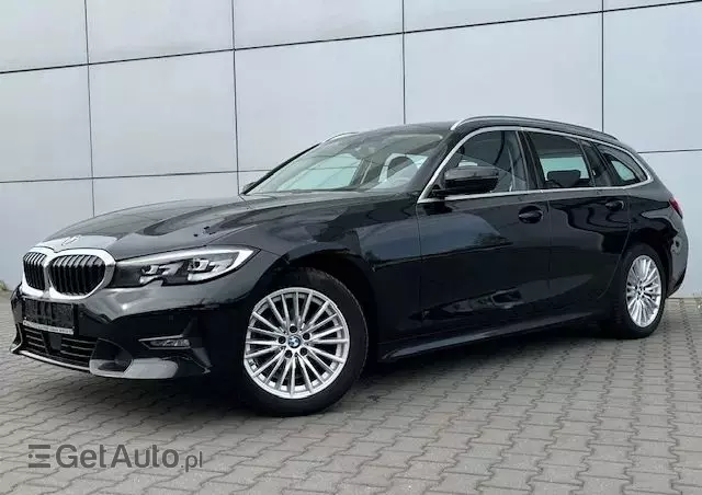 BMW Seria 3 318d Sport Line