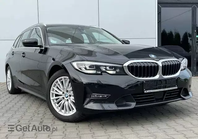 BMW Seria 3 318d Sport Line