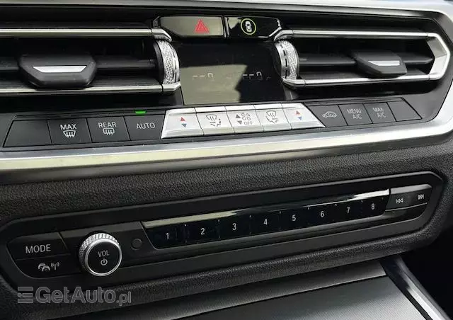 BMW Seria 3 318d Sport Line