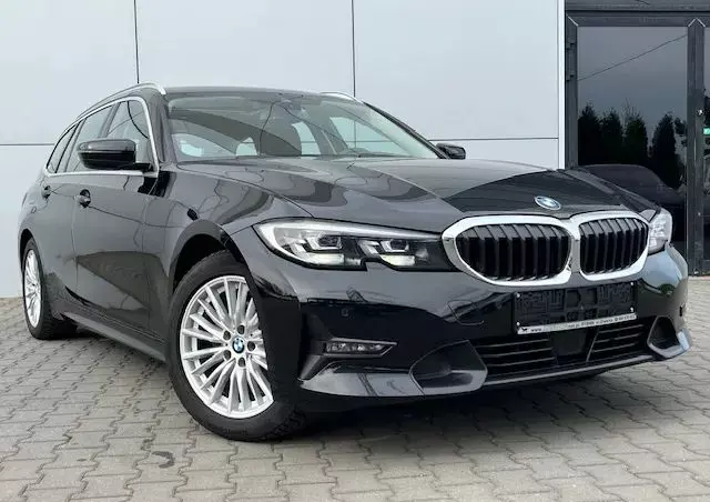 BMW Seria 3 318d Sport Line
