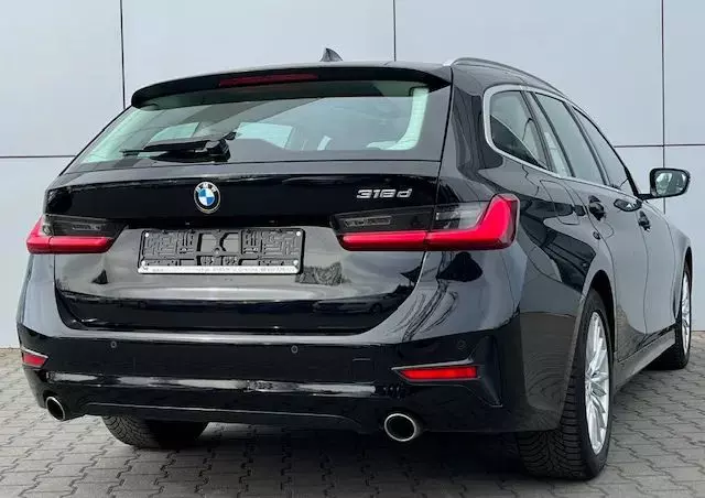 BMW Seria 3 318d Sport Line