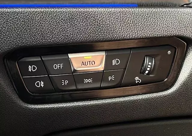 BMW Seria 3 318d Sport Line