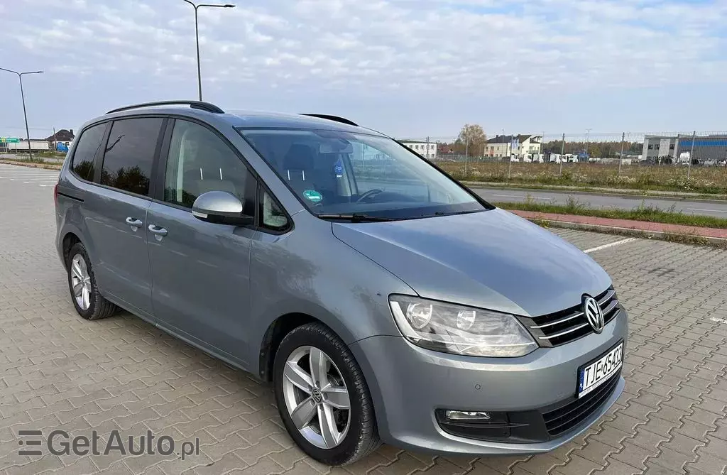 VOLKSWAGEN Sharan 