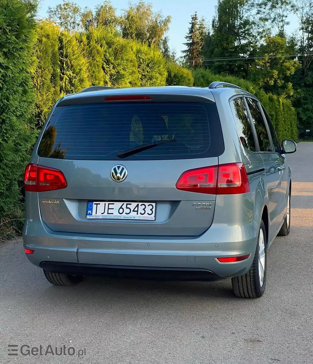 VOLKSWAGEN Sharan 
