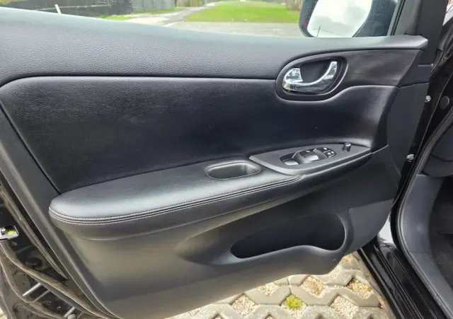 NISSAN Pulsar 1.2 DIG-T Tekna