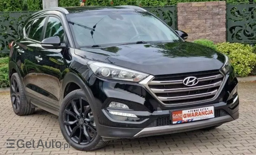HYUNDAI Tucson 