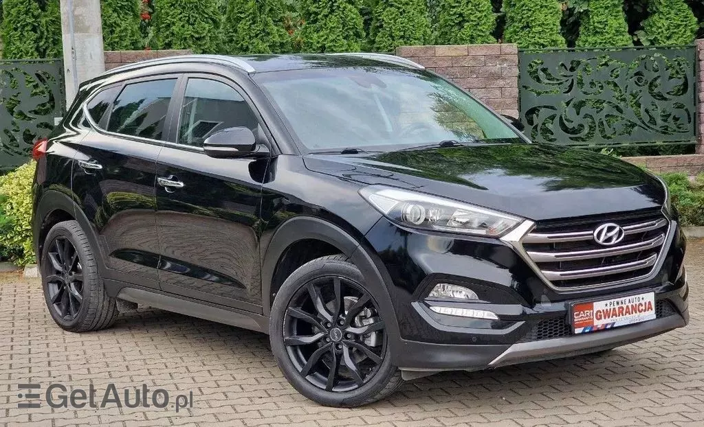HYUNDAI Tucson 