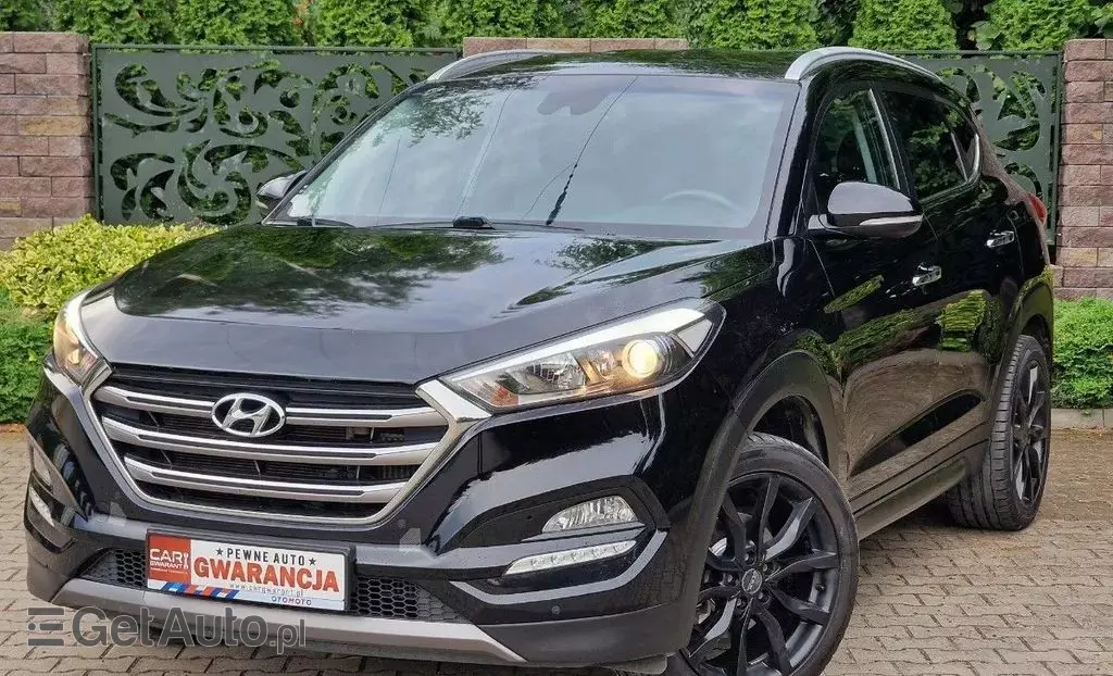HYUNDAI Tucson 