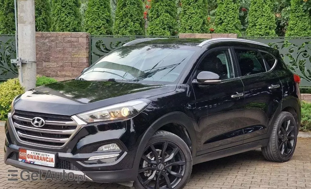 HYUNDAI Tucson 